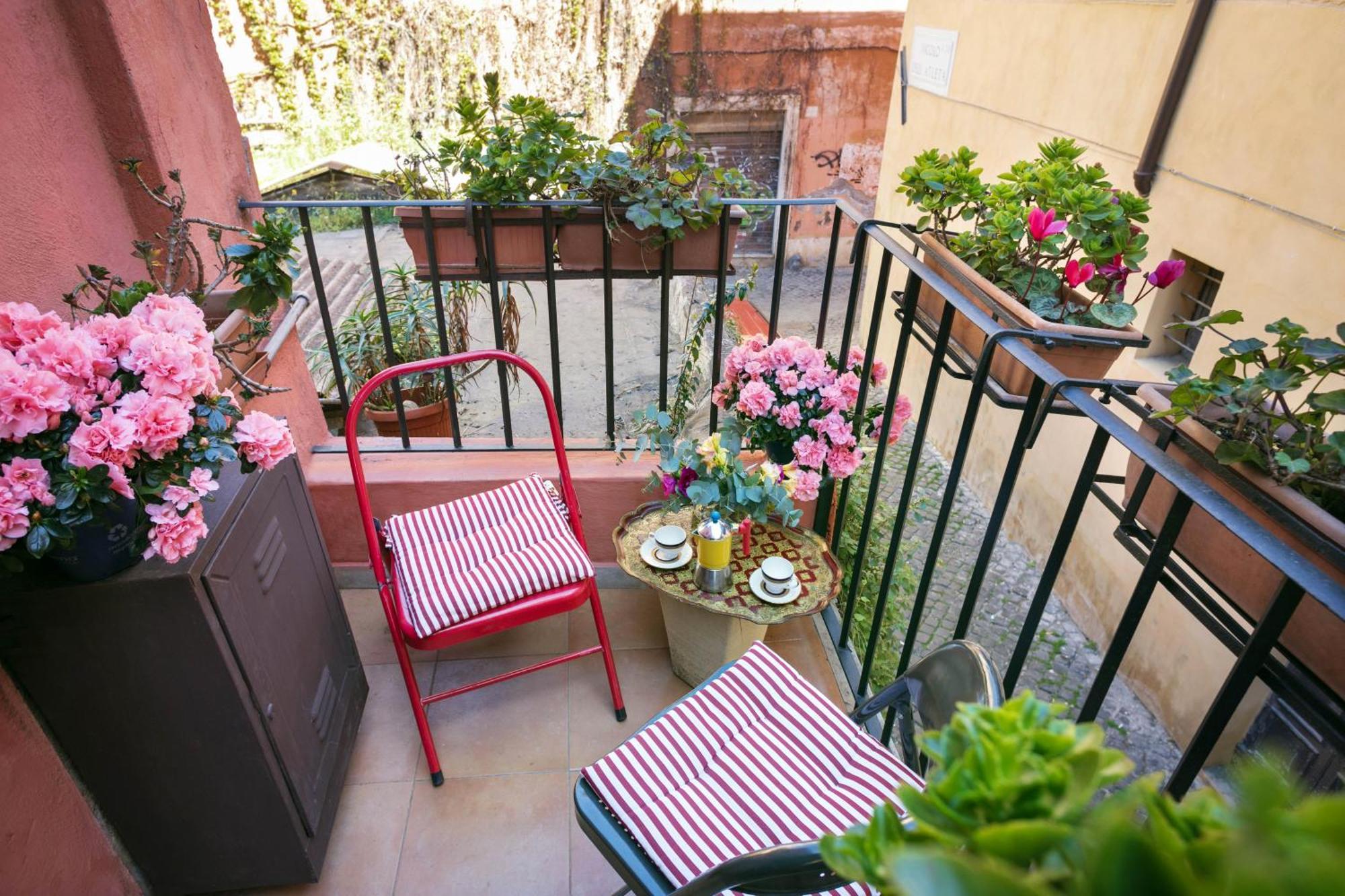 Apartment Trasteverehome - Secret Balcony In The Heart Of Trastevere Rome